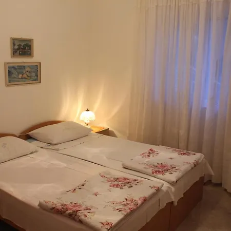 Apartment Milisa L Primosten