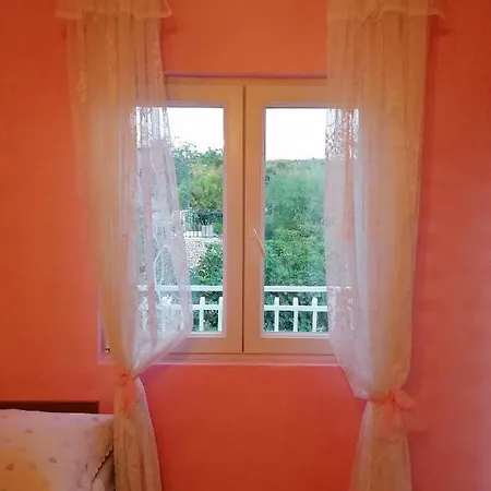 Milisa L Apartment *