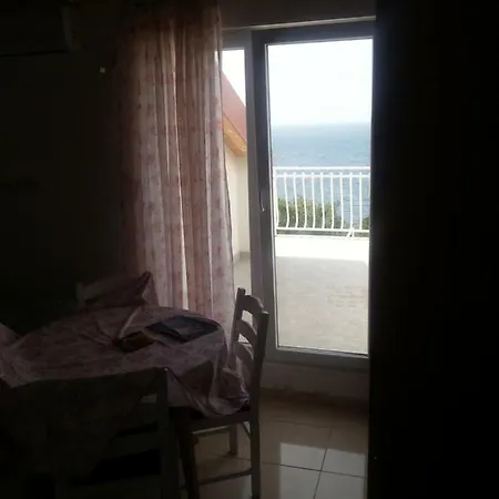 Apartment Milisa L Primosten