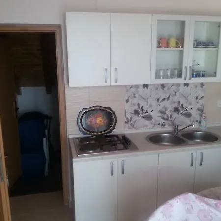 Milisa L Apartment *